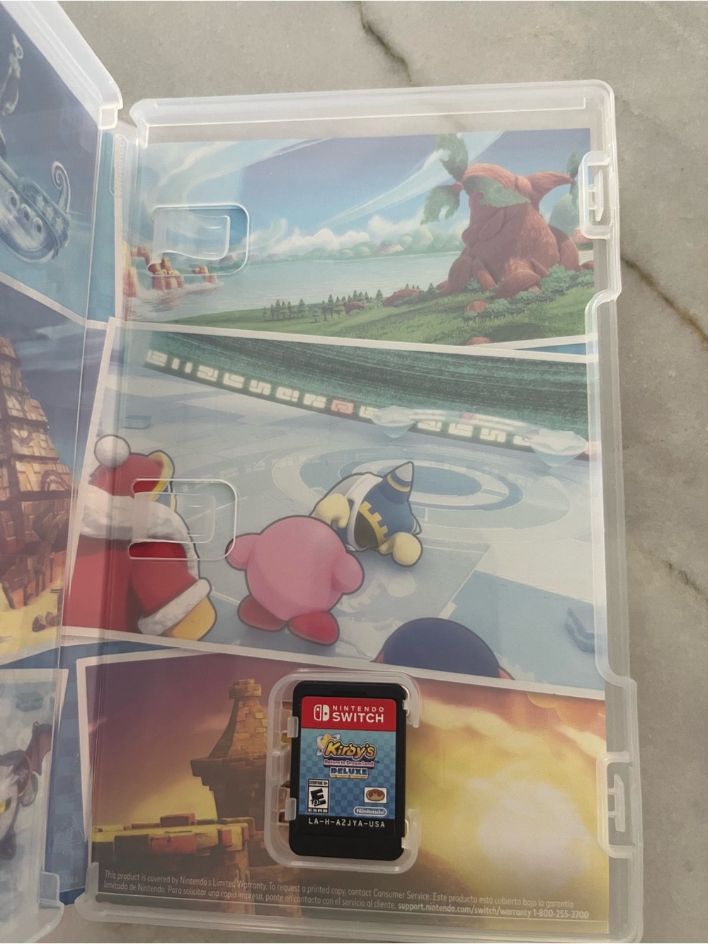 Nintendo switch Kirby's Return to Dream Land Deluxe game - Picture 3 of 3